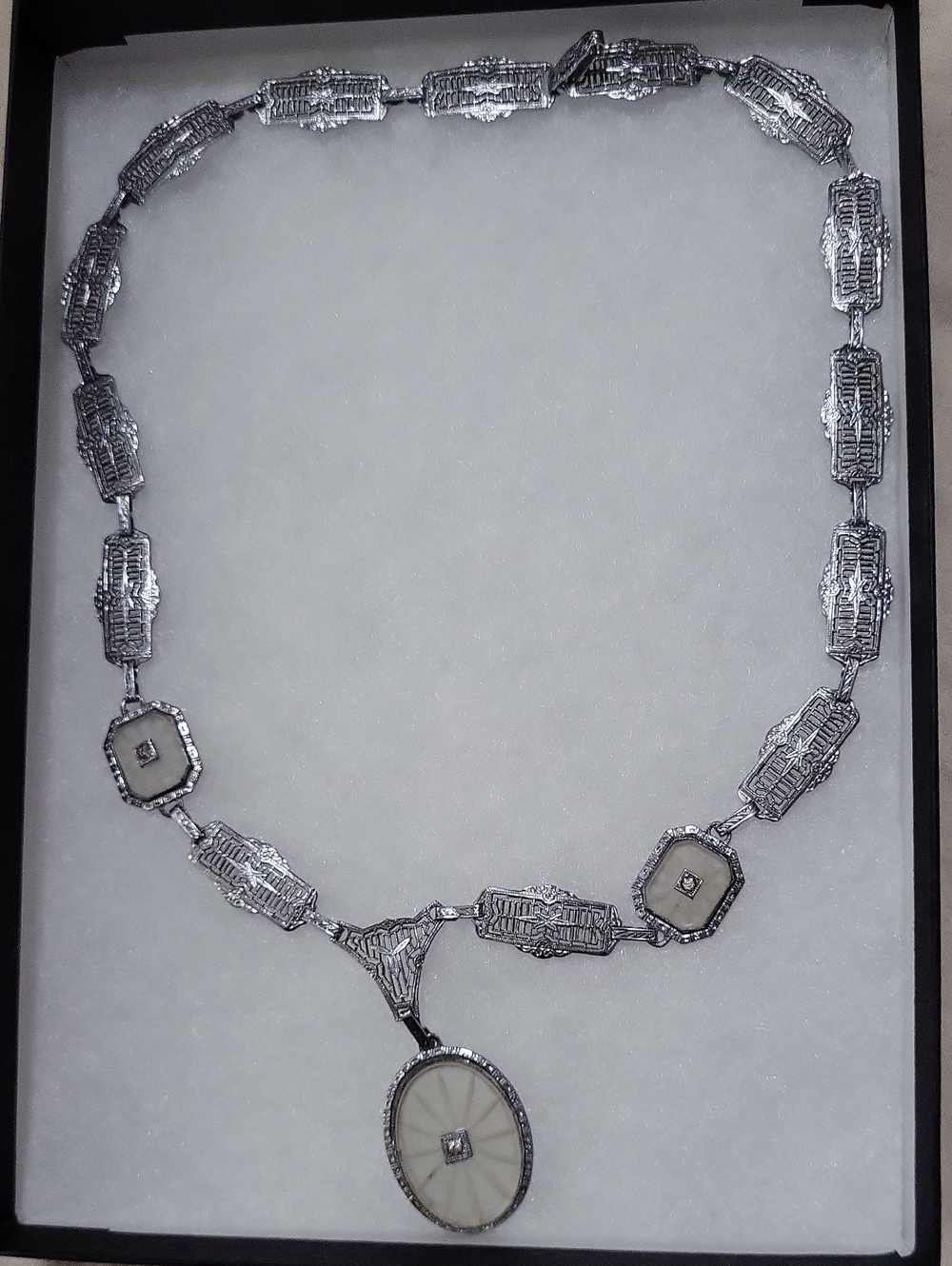Silver-Tone Art Deco Mother-of-Pearl Pendant Necklace Wedding Jewelry